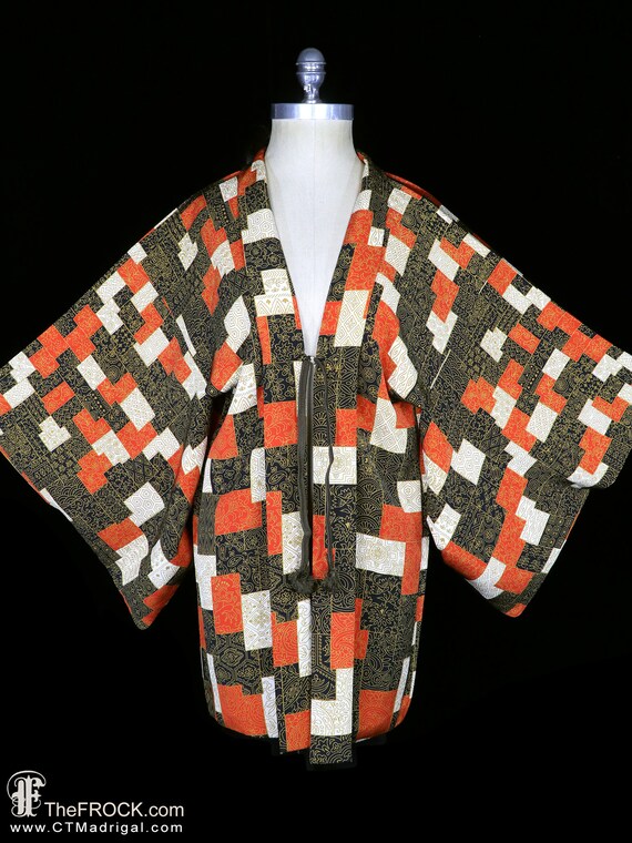 Old silk haori kimono robe or jacket or dressing gow Gem