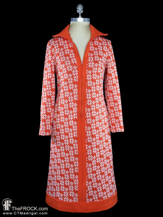 1970s snowflake knit shirt dress,  acrylic knit m… - image 1