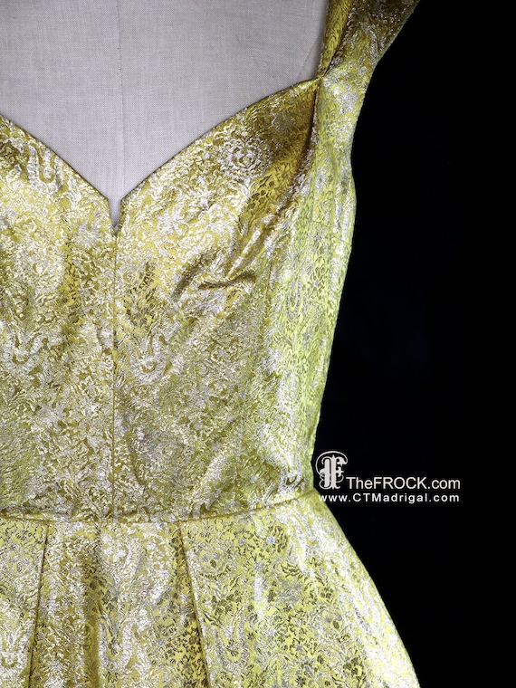 Sally Milgrim 1950s gold metallic lame brocade dr… - image 9