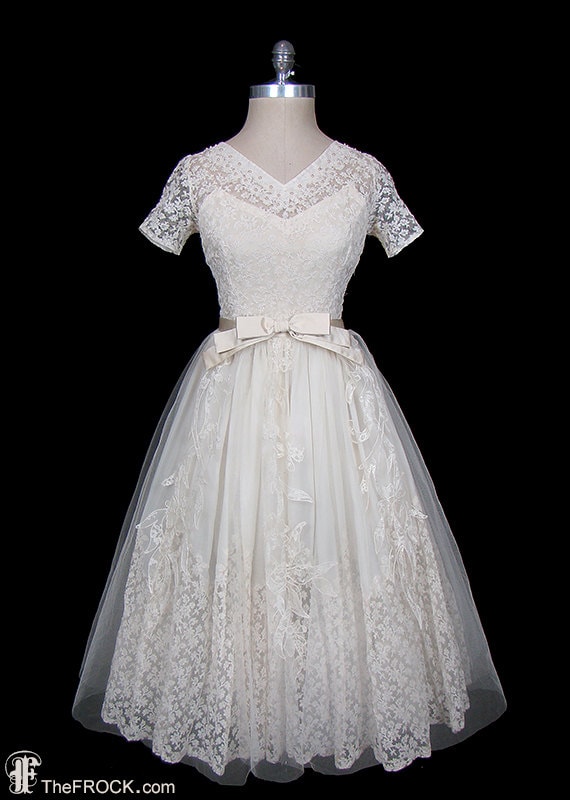 1950s embroidered mixed lace formal or wedding dre