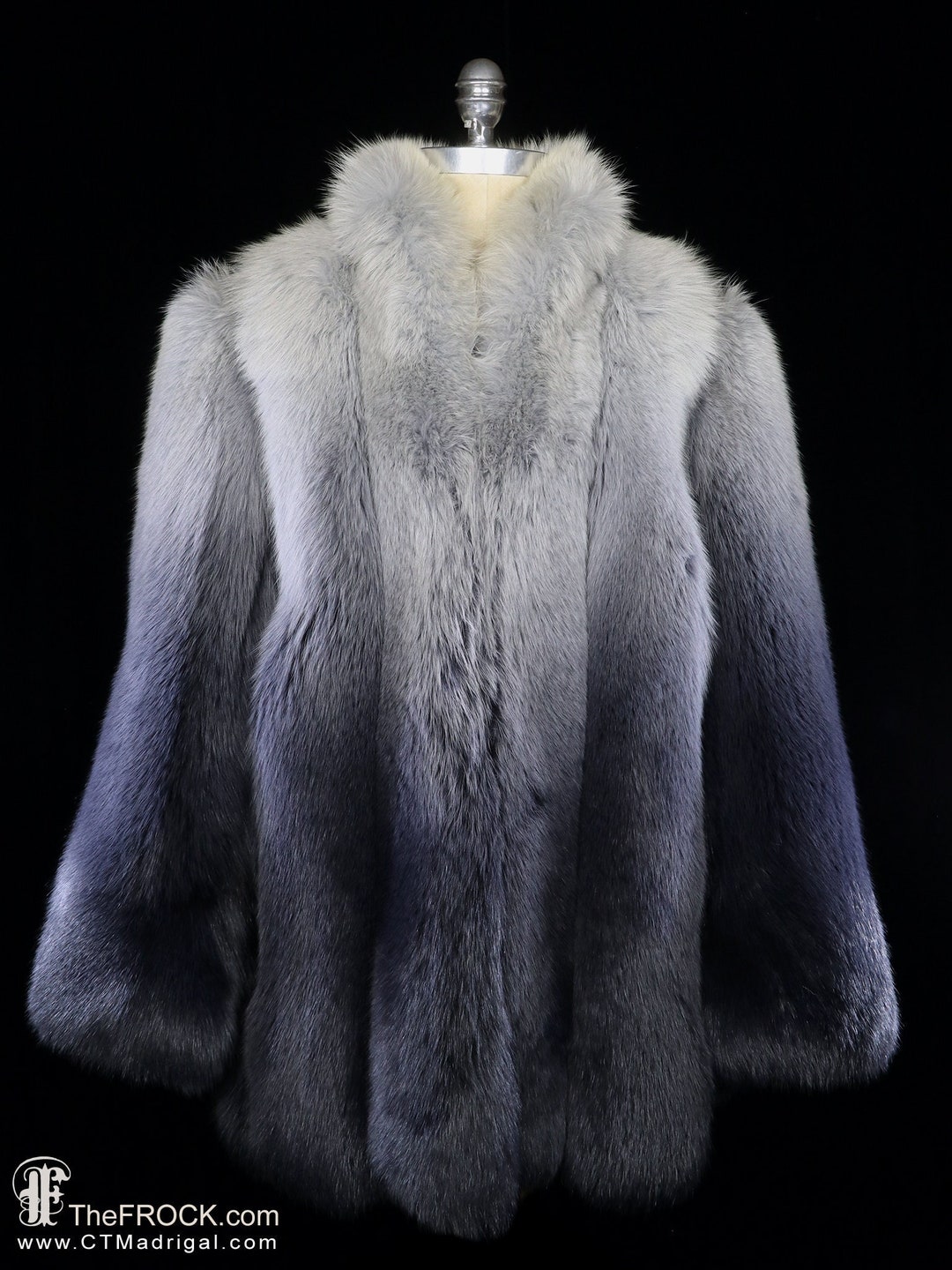 新品タグ付き！DUVETICA PELLICCIA TINTA DYED FUR 新品タグ付き！DUVETICA PELLICCIA TINTA DYED FUR