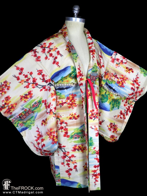Cream yellow silk haori kimono, robe or jacket or… - image 5