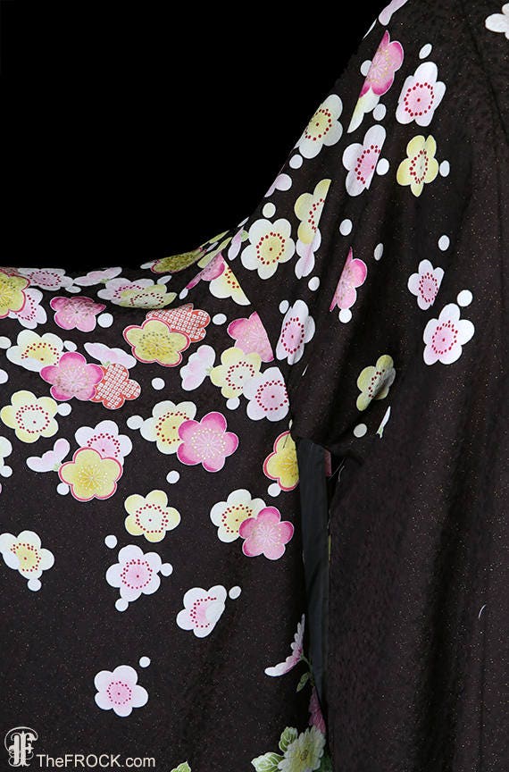 Vintage silk kimono, robe or coat or dressing gow… - image 2