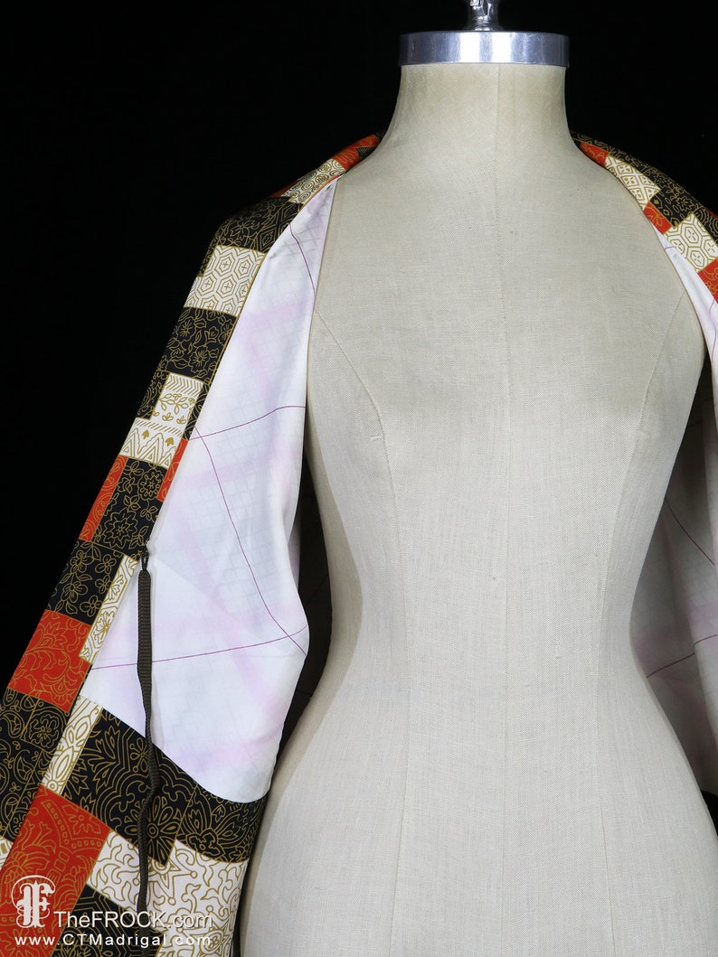 Old silk haori kimono, robe or jacket or dressing gown, vintage orange gold cubist cubism patchwork Gustav Klimt style pattern, short image 7