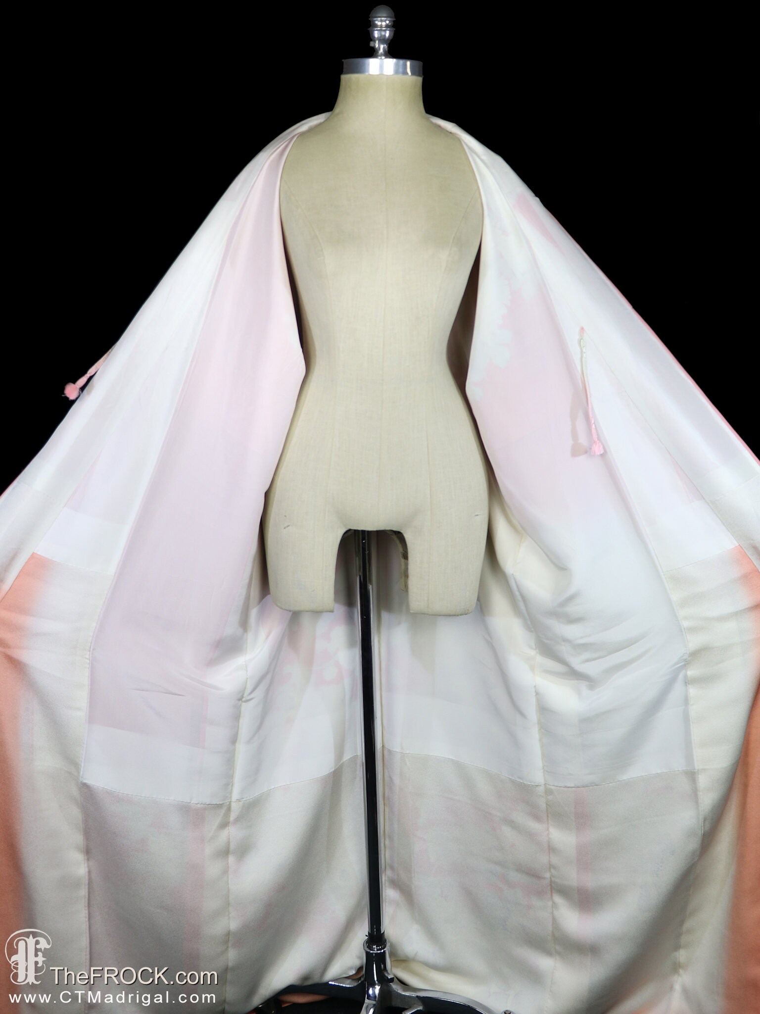 ロングコート amiur : vintage satin gown coat Cameron Satin 
