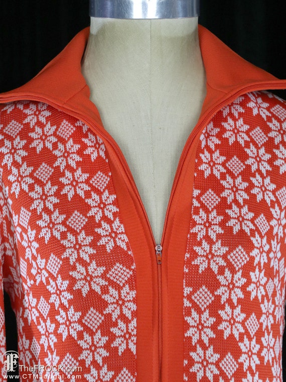 1970s snowflake knit shirt dress,  acrylic knit m… - image 2
