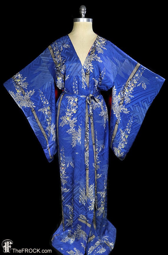 Antique 1920s robe, belted silk kimono style dress