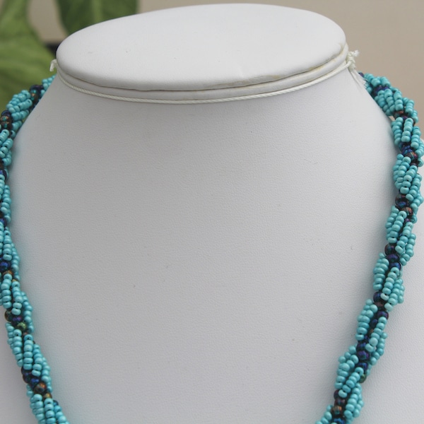 Collier de perles de rocaille fait à la main, collier Aqua & Green, tissage à chevrons, bijoux pour femmes, collier de style vintage