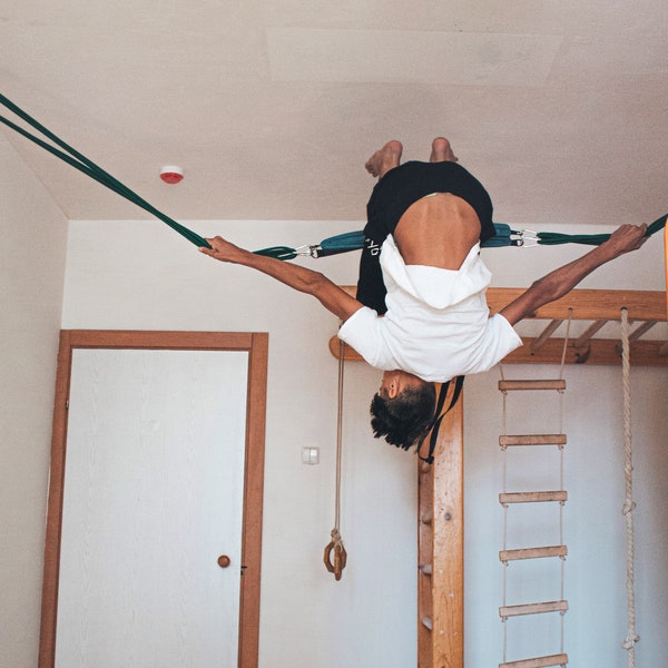 Acrobat swing for somersault training, jumping swing, Indoor for Teenagers and  Adults. Patio swing. Swing for gymnastics