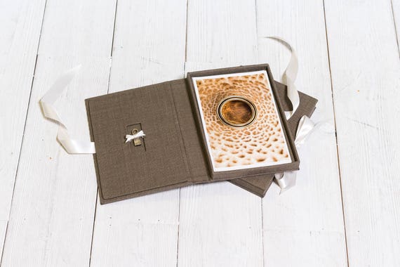 Memory Keepsake Box 6x9 Photo Box For 10 Photos Usb Box Etsy Memory Keepsake Box 6x9 Photo Box For 10 Photos Usb Box Etsy