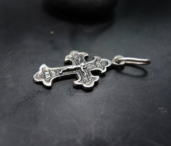Anhänger verziertes Kreuz mit Christusfigur Jesus Figur 925 Sterling Silber