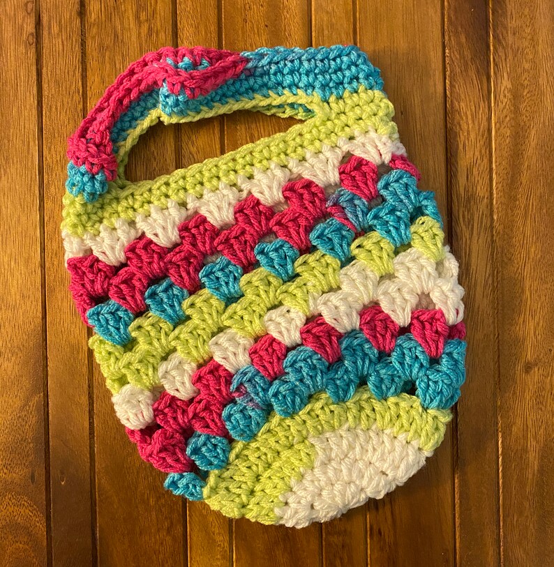 Child/'s crocheted tote
