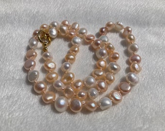 Freshwater pearl necklace, 3 tone peach purplish pink white natural colours baroque shaped 7-8mm genuine pearls, 18 inches, Toggle clasp