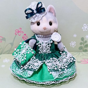 Fancy Mother Dress - Original Handmade Outfit for Calico Critters - Emerald Green with Bow & Purse