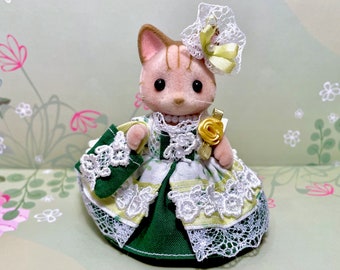 MOTHER DRESS Original hand-made clothes for Calico Critters doll - White and green!