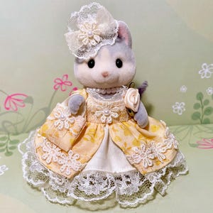 MOTHER DRESS Original hand-made clothes for Calico Critters doll - Lovely soft yellow and ivory with flowers!