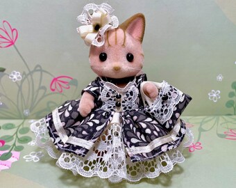 MOTHER DRESS Original hand-made clothes for Calico Critters doll - Cream and gray/black dream!