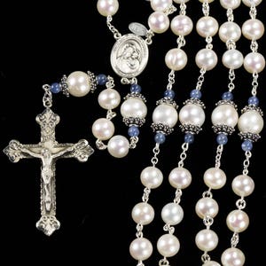 Mother of Mary Mantle Rosary Freshwater Pearls & Kyanite Handmade Heirloom, Unique Gift for Catholic Women and Mom, Bali Sterling Silver zdjęcie 3