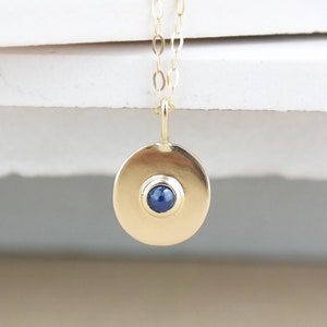 Safirhalsband, Guldhalsband, Guldsafirhalsband, Safirhänge, Födelsestenssmycken, Guldhänge, 9 karat guld, Ädelstenshalsband