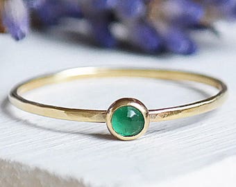 Emerald Gold Ring, Solid Gold Stacking Ring, Natural Emerald Birthstone Ring, 9ct Yellow Gold Ring, Dainty Emerald Ring, Gemstone Ring