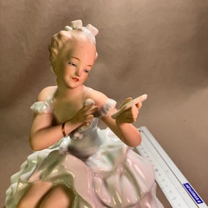 Prachtige zittende ballerina Wallendorf