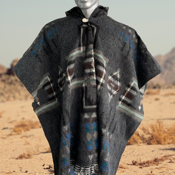 Poncho mit Kapuze | Weiche und angenehme Wolle | Natives Design | Handgemacht von Indigenen Händen