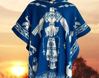 Poncho en alpaga à capuche | Laine douce et confortable - aigle bleu | Design natif | Fabriqué par des mains autochtones | Idée cadeau