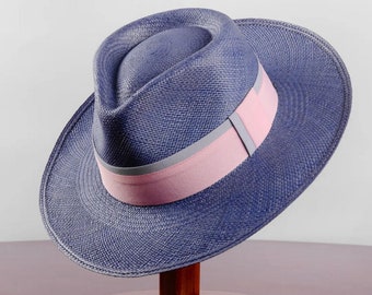 Genuine Panama Hat from Ecuador "Fedora" - light blue