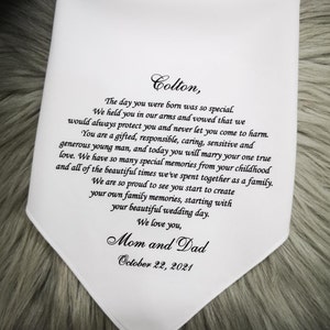 Hochzeit wünscht Geschenk von Mama und Papa, Hochzeit präsentiert Hochzeitstaschentuch von den Eltern des Bräutigams, wünscht für Sohn-Hochzeit-1253