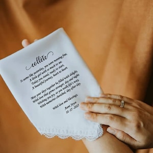 Bride Handkerchief from Aunt – Personalized Wedding Gift for Niece – Sentimental Keepsake with Custom Message -1402