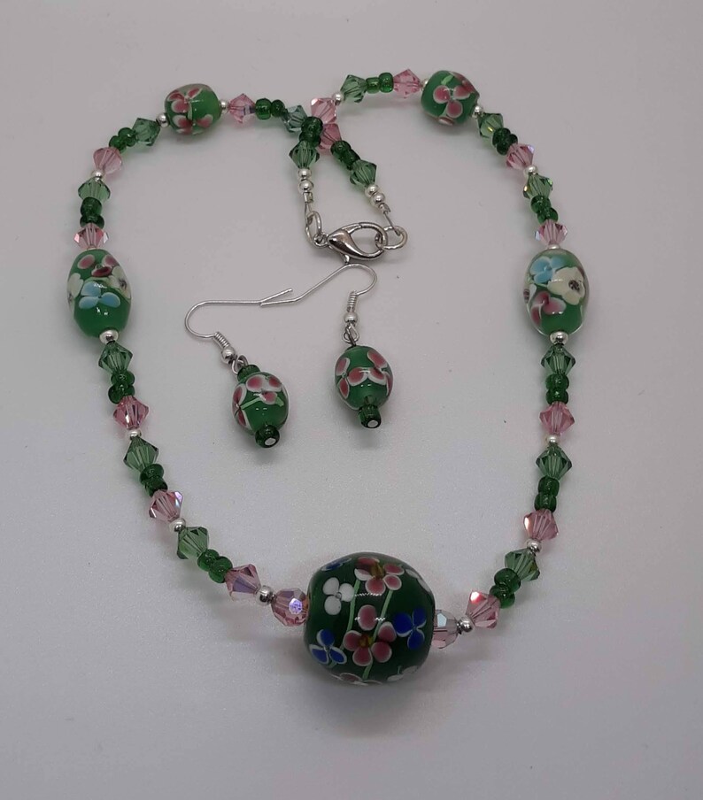 Green floral glass bead and crystal choker and earrings jewelry set JS003