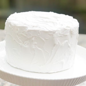 Fake Cake White 5 inch