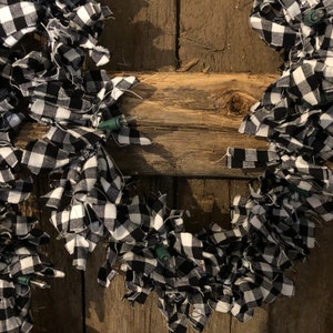 35 Light Buffalo Check Homespun Garland image 2