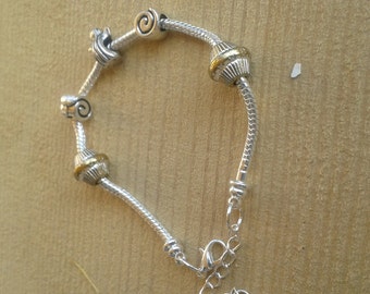 Snage charms Bracelet