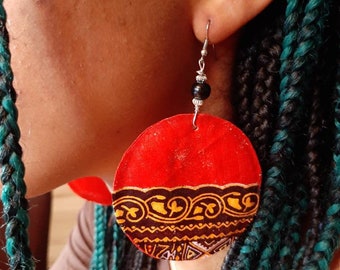 Fashionable  dangling African Ankara print earring