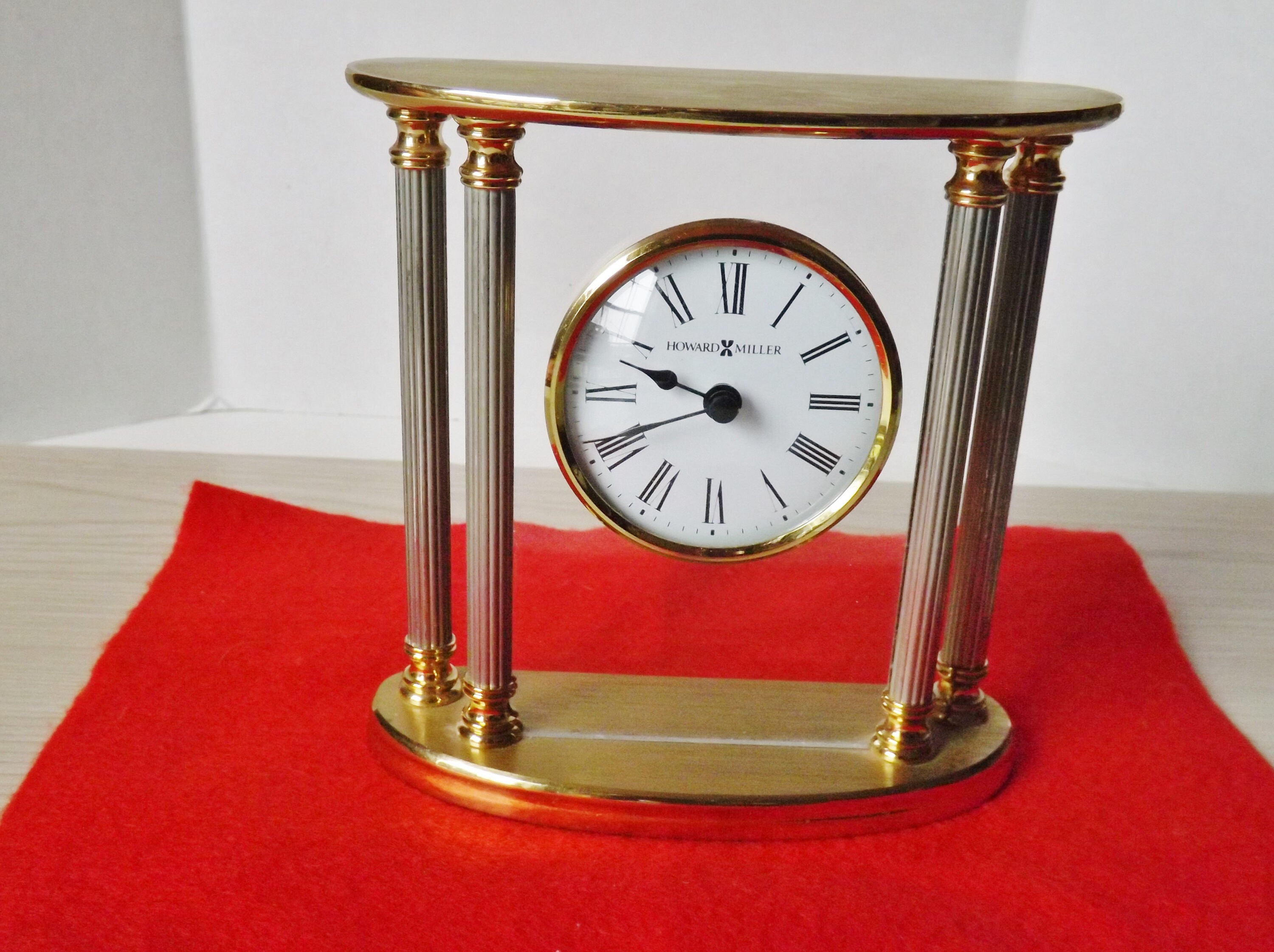 新品?正規品 BICストアHoward Miller Gerrit Wall Clock 625379 Black Coffee