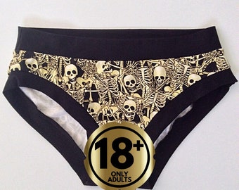 GLOW IN THE DARK SKELETON LADIES BOY SHORTS PANTIES