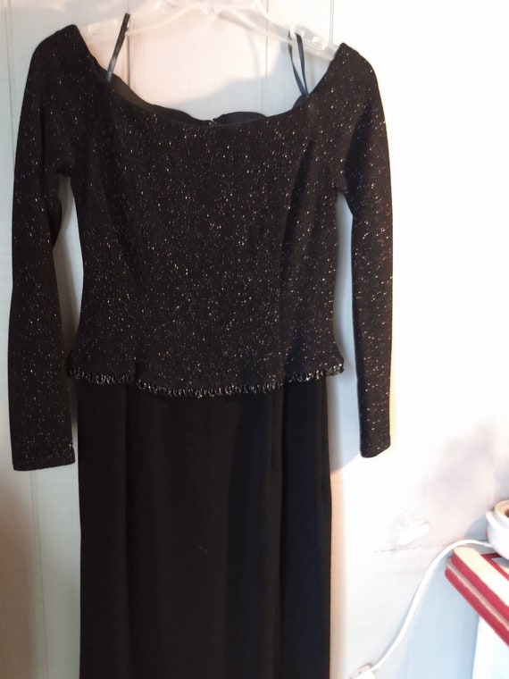 Vintage Scott McClintock Petites Formal Full Length Cold Shoulder Hugging Black Dress Size 8P