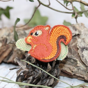 Beautiful Red Squirrel Hair Clip - Snap Clip