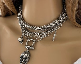 Skull pendant multi layer bold necklace for women in stainless steel - chunky multi strands antique silver skull pendant unisexe necklace