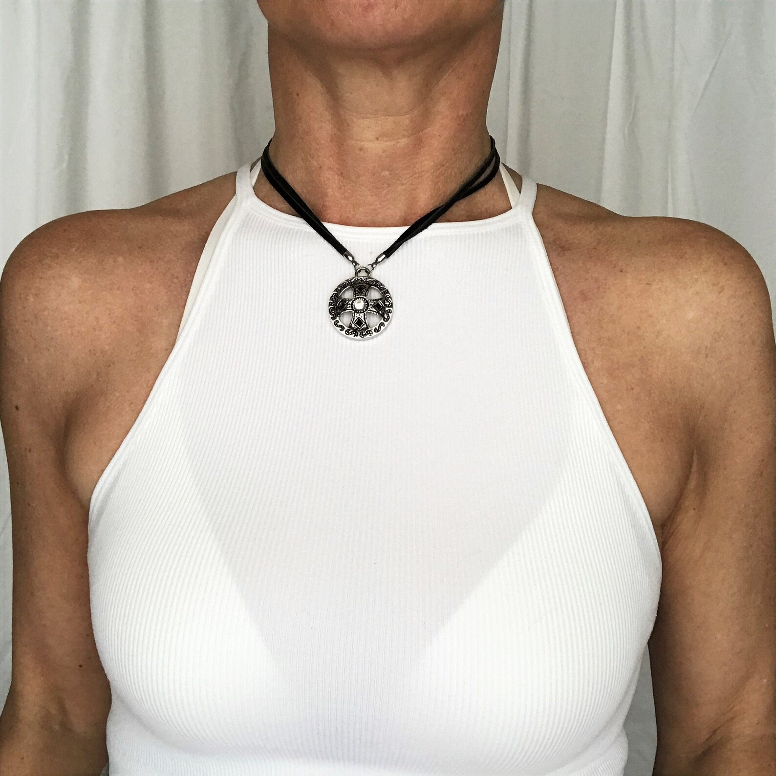 Short black leather necklace with round pendant women leather Etsy