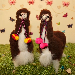 Grande Marrone Peruviano Alpaca Ornamento