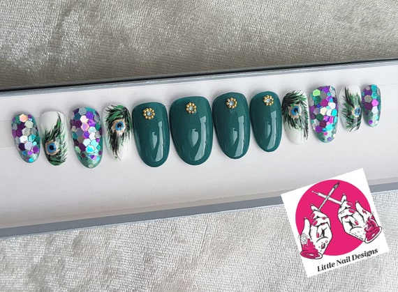 Peacock Feather Hand Painted False Nails set of 12 press on | Etsy