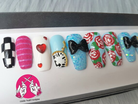 Alice Im Wunderland Inspiriert Von Hand Bemalt Falsche Nagel Etsy