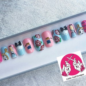 Alice Im Wunderland Inspiriert Von Hand Bemalt Falsche Nagel Etsy