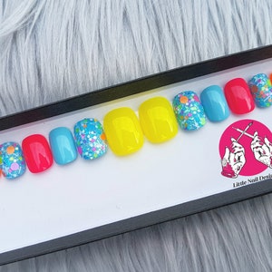 Hand Painted Neon Glitter Cute False Nails | Little Nail Designs