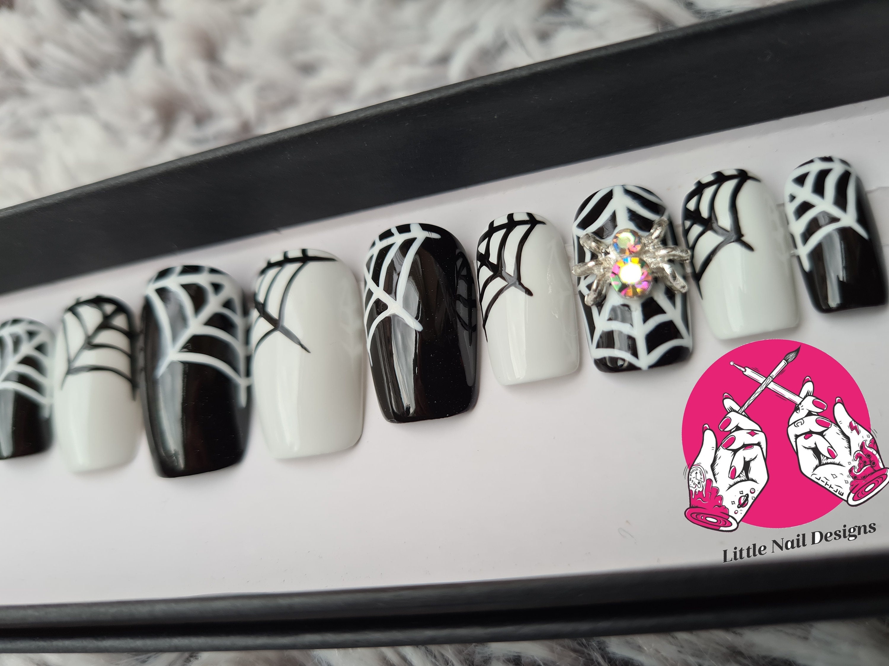 Spider Web Crystal Creepy Crawly Hand Painted False Nails - Etsy UK