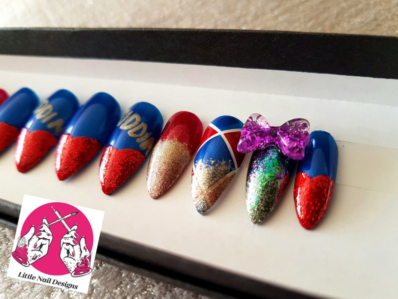 Harley Quinn Suicide Squad hand painted false nails  image 2