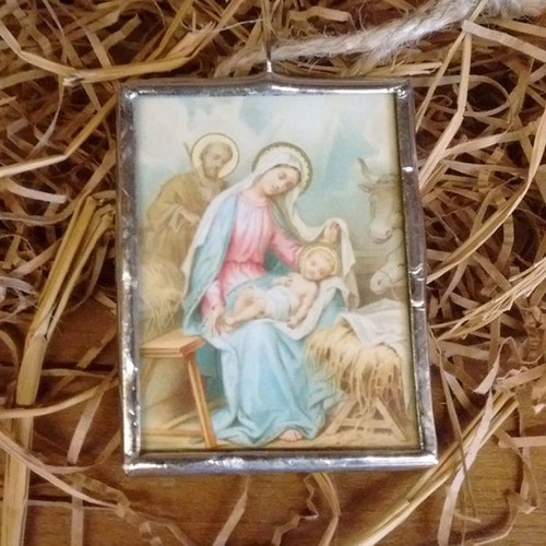 Victorian Nativity Christmas Ornament -- Jesus in Manger -- Religious Christmas Ornament