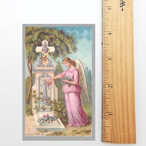 Oración por los muertos – Tarjeta conmemorativa – Ángel junto a la tumba – Tarjeta sagrada antigua restaurada / Tarjeta fúnebre – Paquete de 10/100/1000